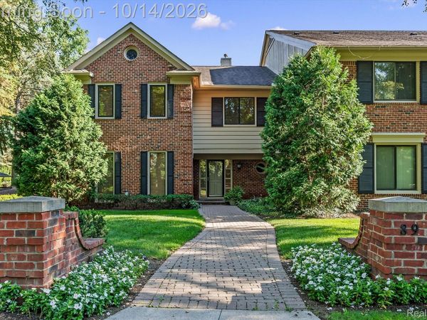 89 Barden Court, Bloomfield Hills, Mi 48304