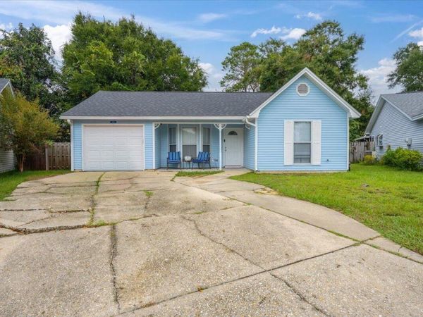 126 Summit Court, Niceville, FL 32578