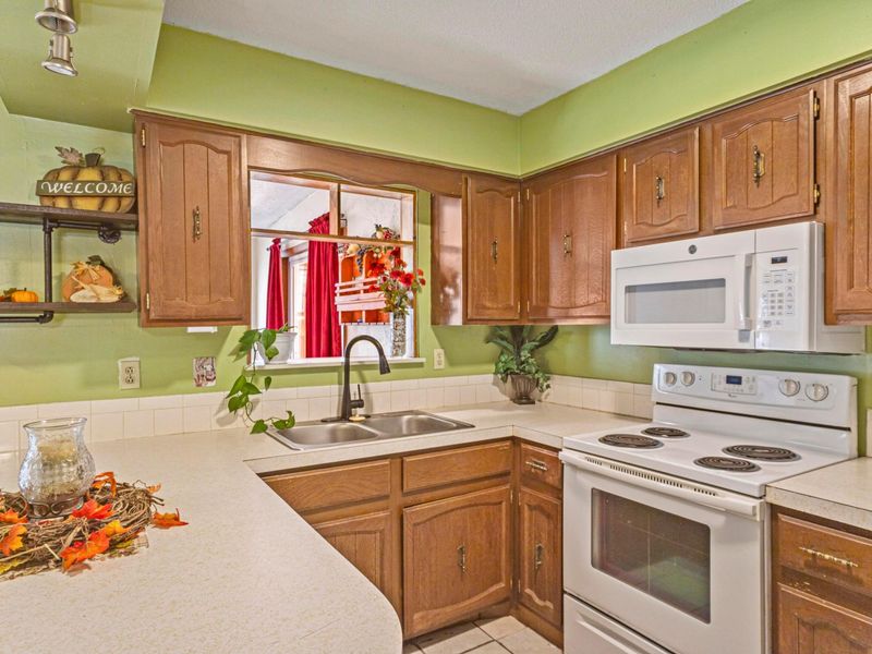 100 Clearview Drive NE, Newark, OH 43055 Photo 12