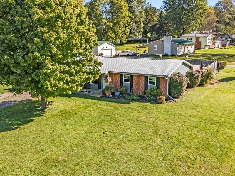 100 Clearview Drive NE, Newark, OH 43055 Photo 4