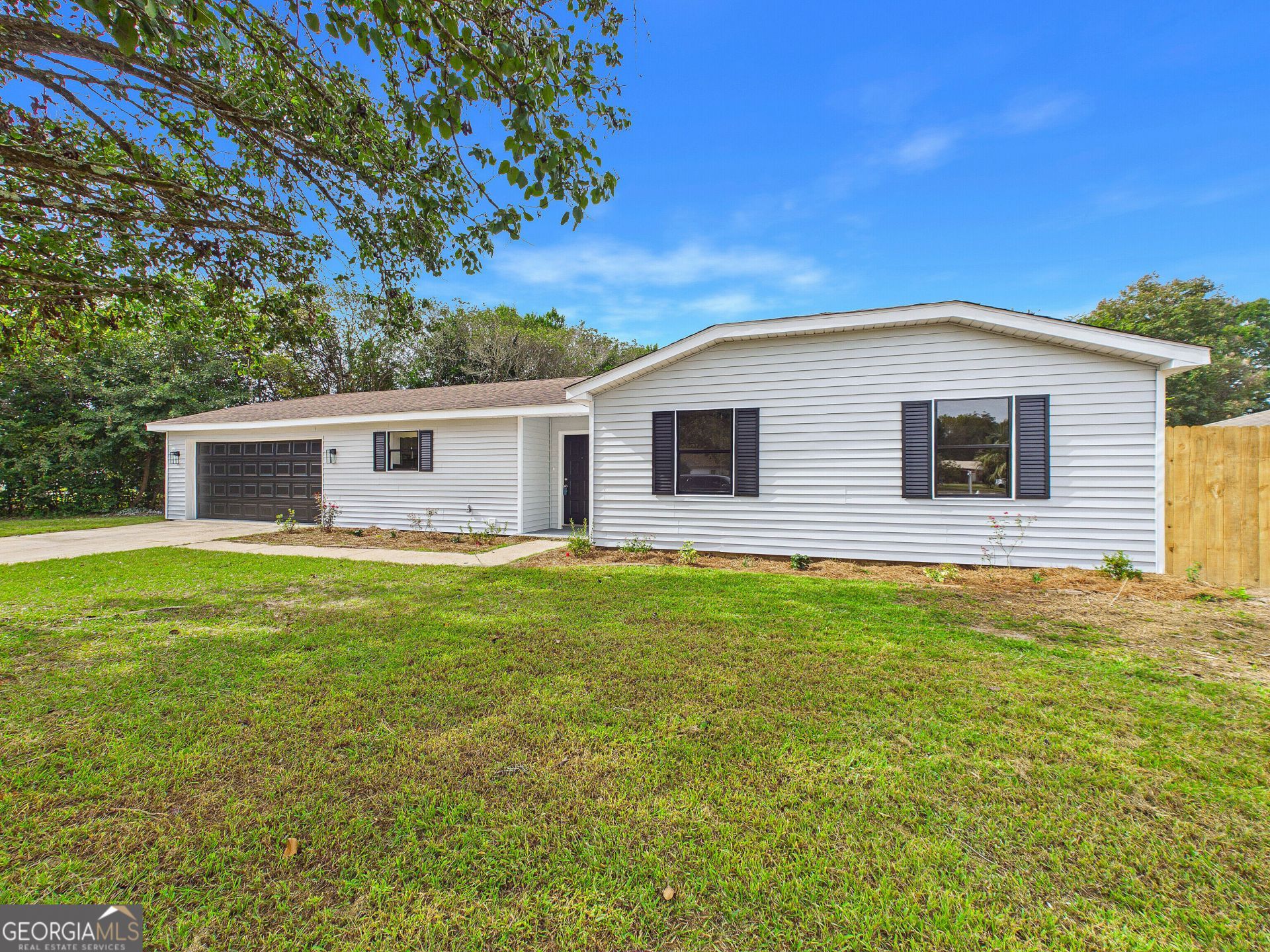105 Wildwood Trail, Bonaire, GA 31005 Main Photo