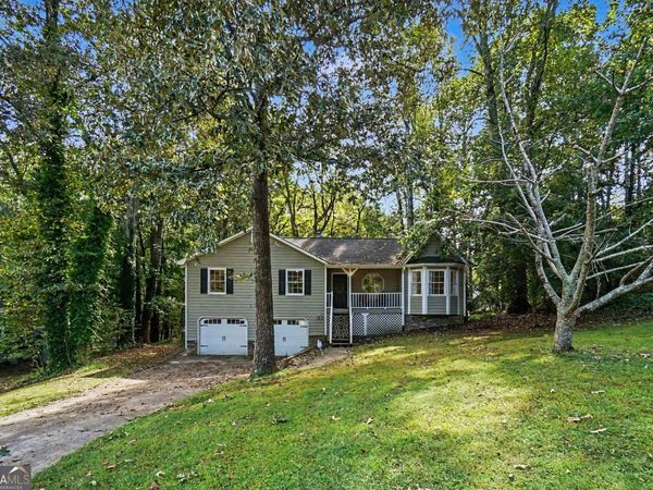 916 Little River Lane, Woodstock, GA 30189