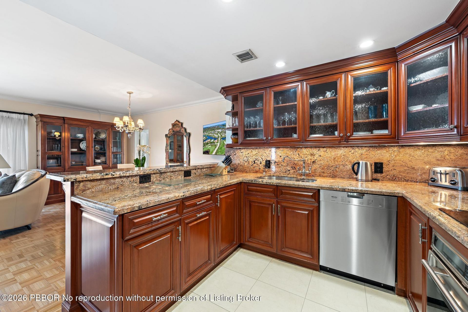 250 Bradley Place, Unit 408, Palm Beach, FL 33480 Photo