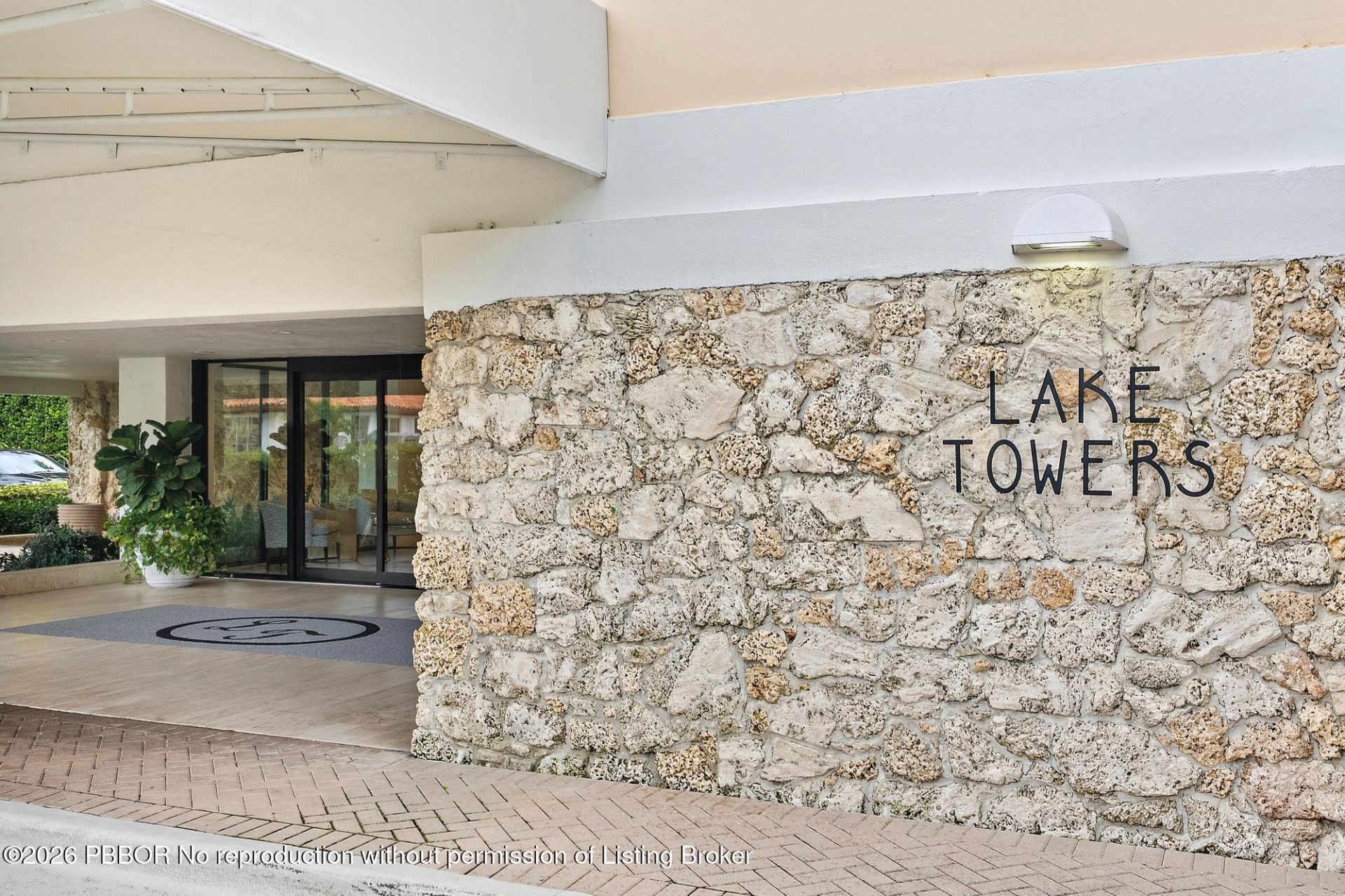 250 Bradley Place, Unit 408, Palm Beach, FL 33480 Photo