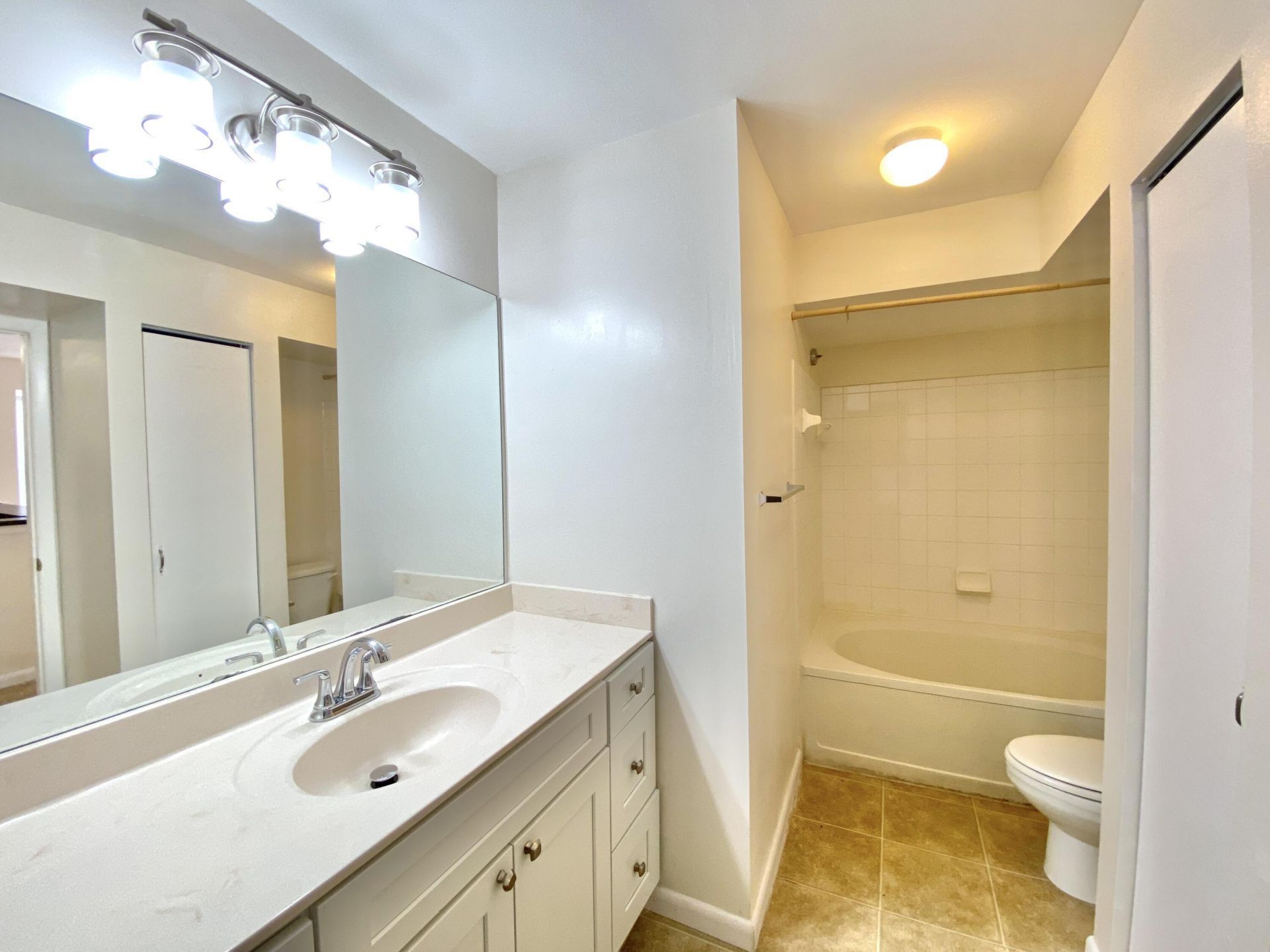4839 Via Palm Lakes, Unit 1108, West Palm Beach, FL 33417 Photo