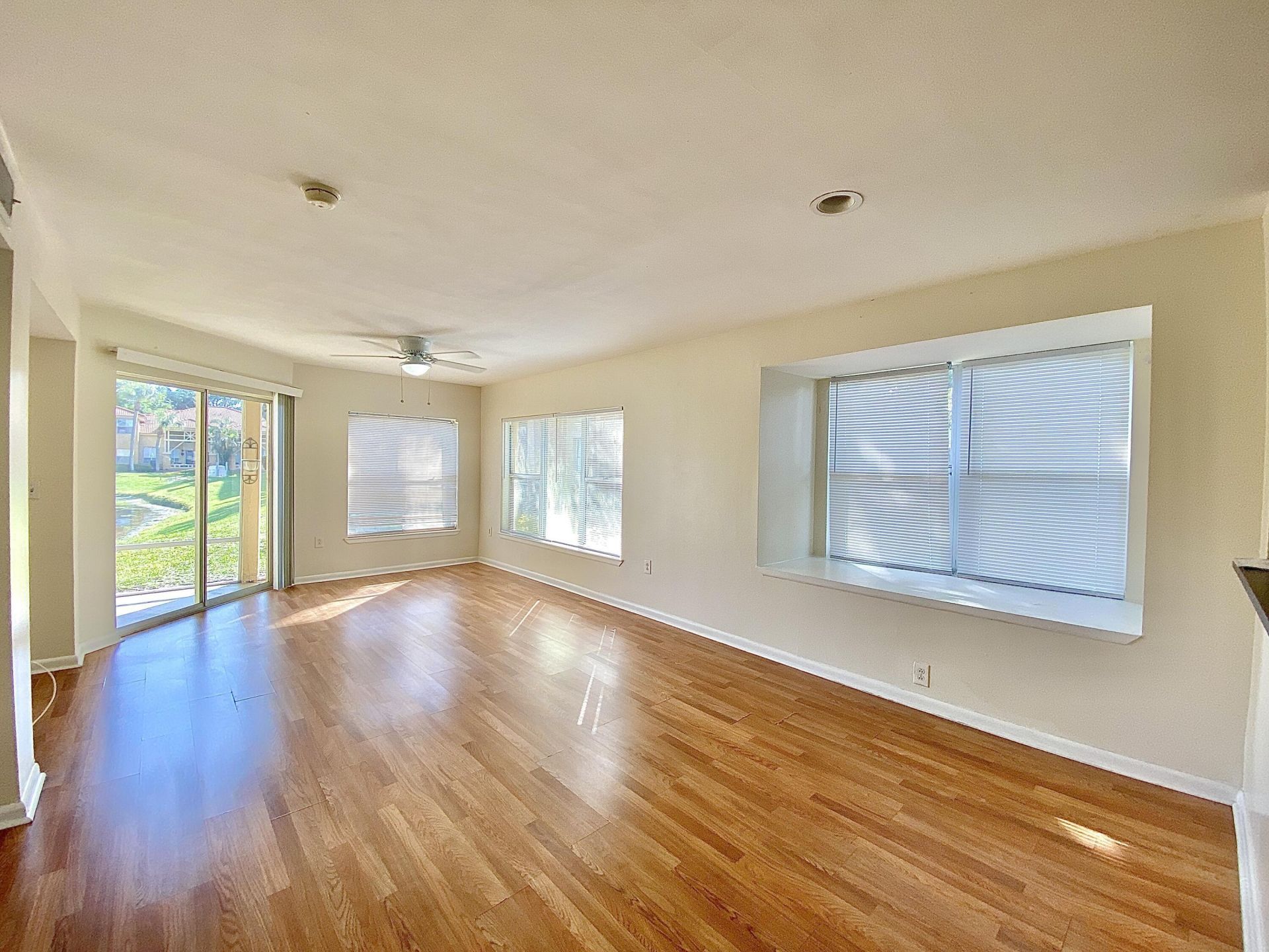 4839 Via Palm Lakes, Unit 1108, West Palm Beach, FL 33417 Photo