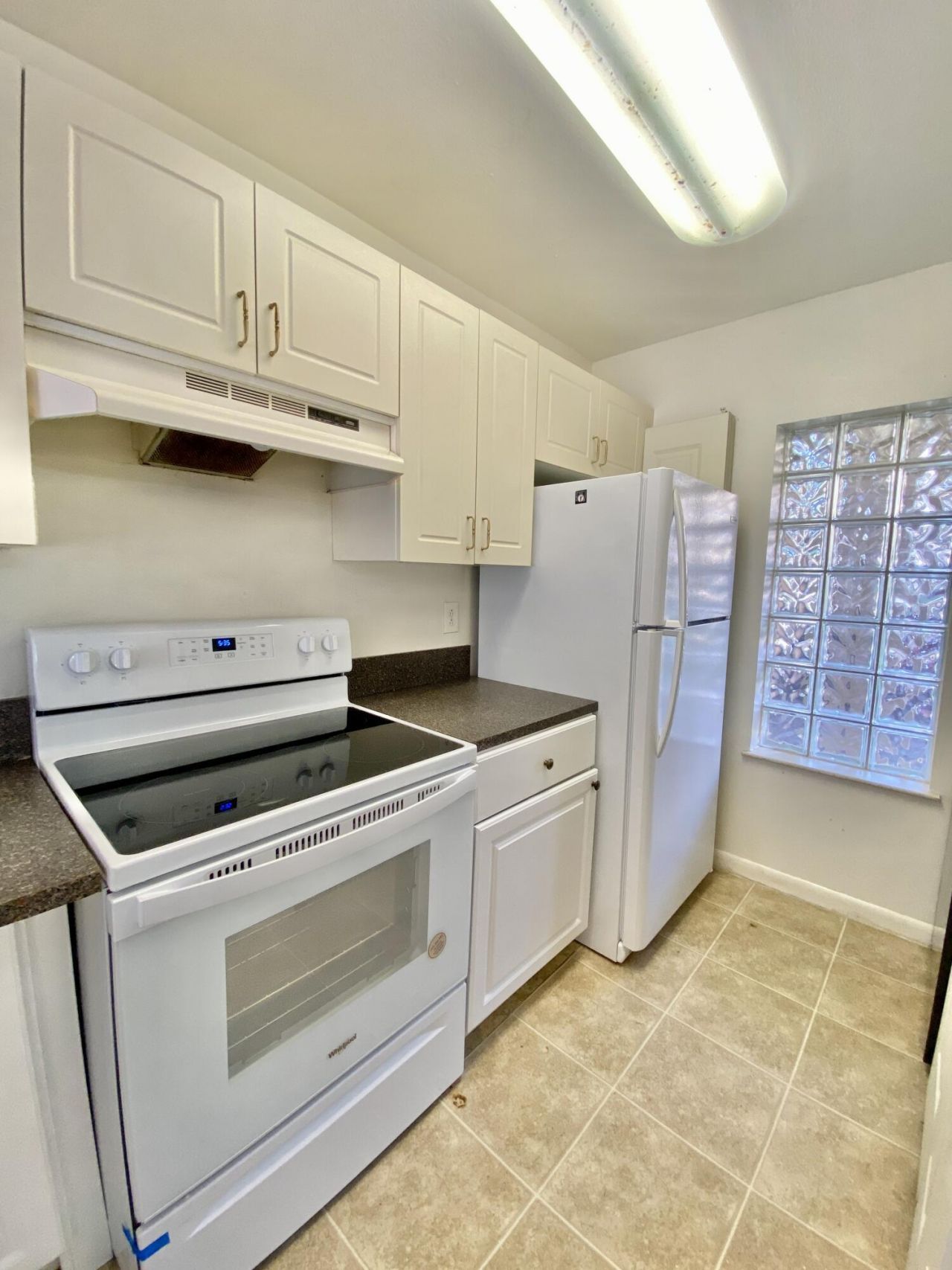 4839 Via Palm Lakes, Unit 1108, West Palm Beach, FL 33417 Photo