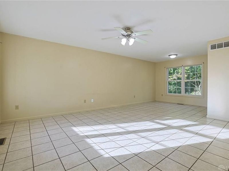 302 N College Avenue, Oxford, OH 45056 Photo 6