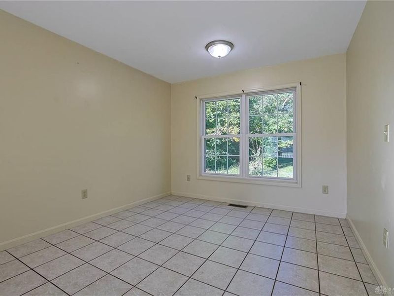 302 N College Avenue, Oxford, OH 45056 Photo 9