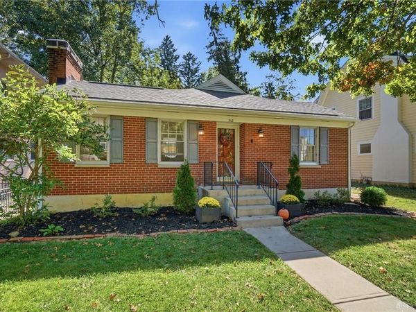 512 Volusia Avenue, Oakwood, OH 45409