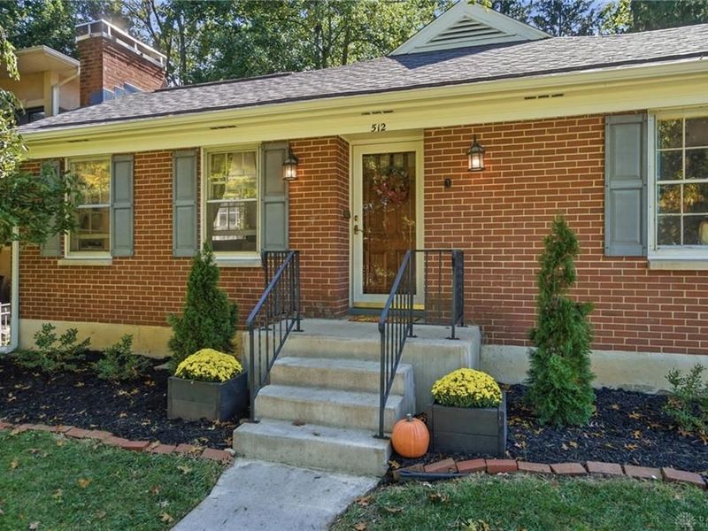 512 Volusia Avenue, Oakwood, OH 45409 Photo 2