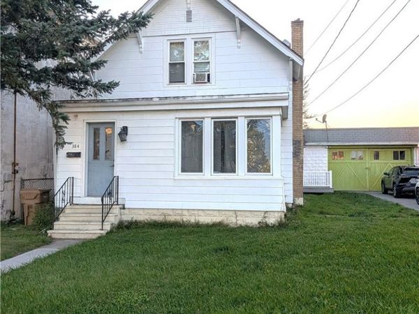 384 Pine Ridge Road, Buffalo, NY 14225