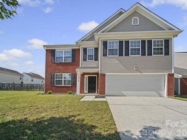 13913 Sugar Oats Lane , Charlotte, NC 28213