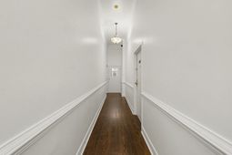 350 King Street photo 4