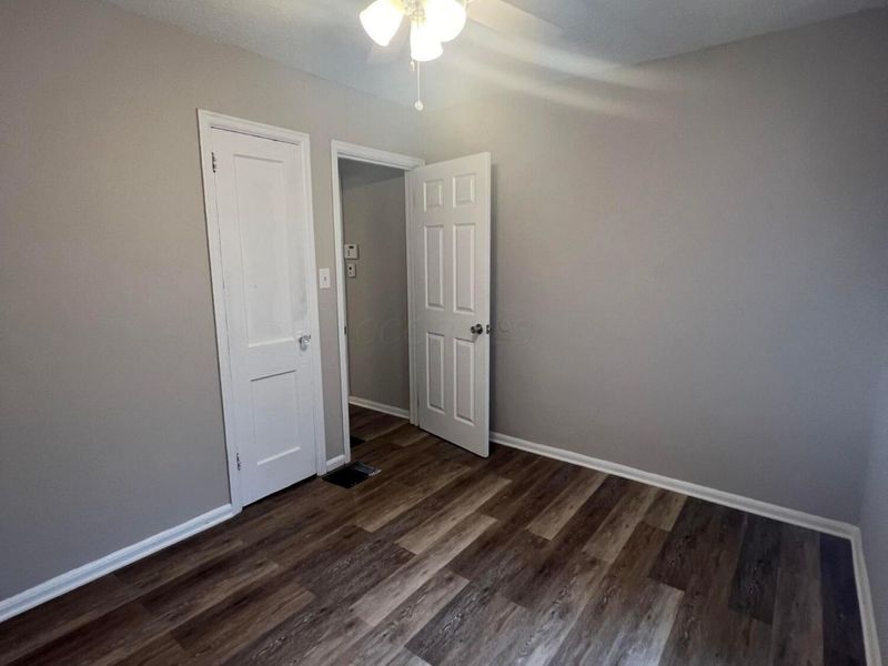 2769 Mcguffey Road , Columbus, OH 43211 Photo 10