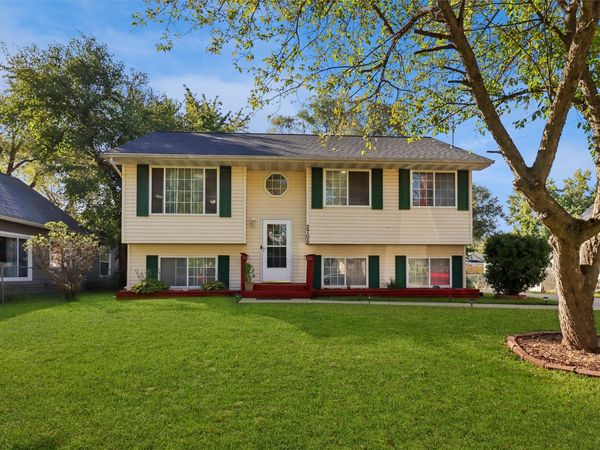 2705 Cleveland Avenue, Des Moines, IA 50317