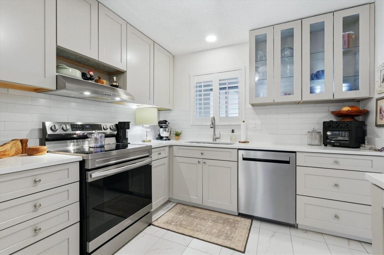 3978 Overlook Bend Terrace, Unit 25, Sarasota, FL 34232 Photo
