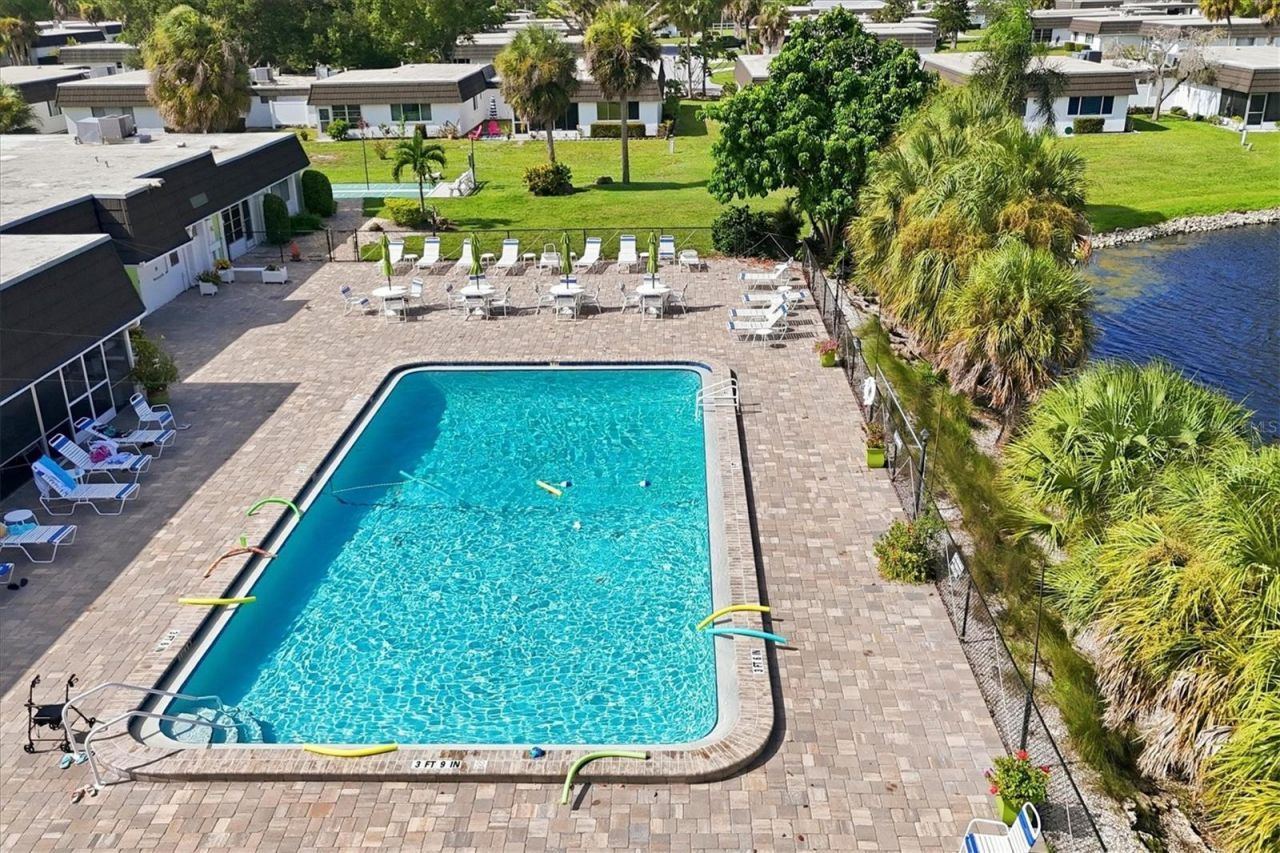 3978 Overlook Bend Terrace, Unit 25, Sarasota, FL 34232 Photo
