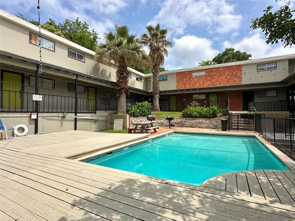 1204 N LBJ DR, Unit 207, San Marcos, TX 78666