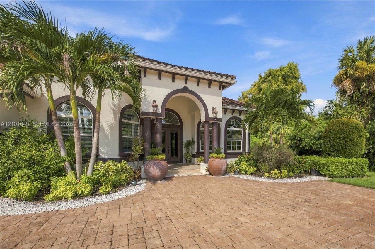 541 SW 17th St Sw, Naples, FL 34117 Photo