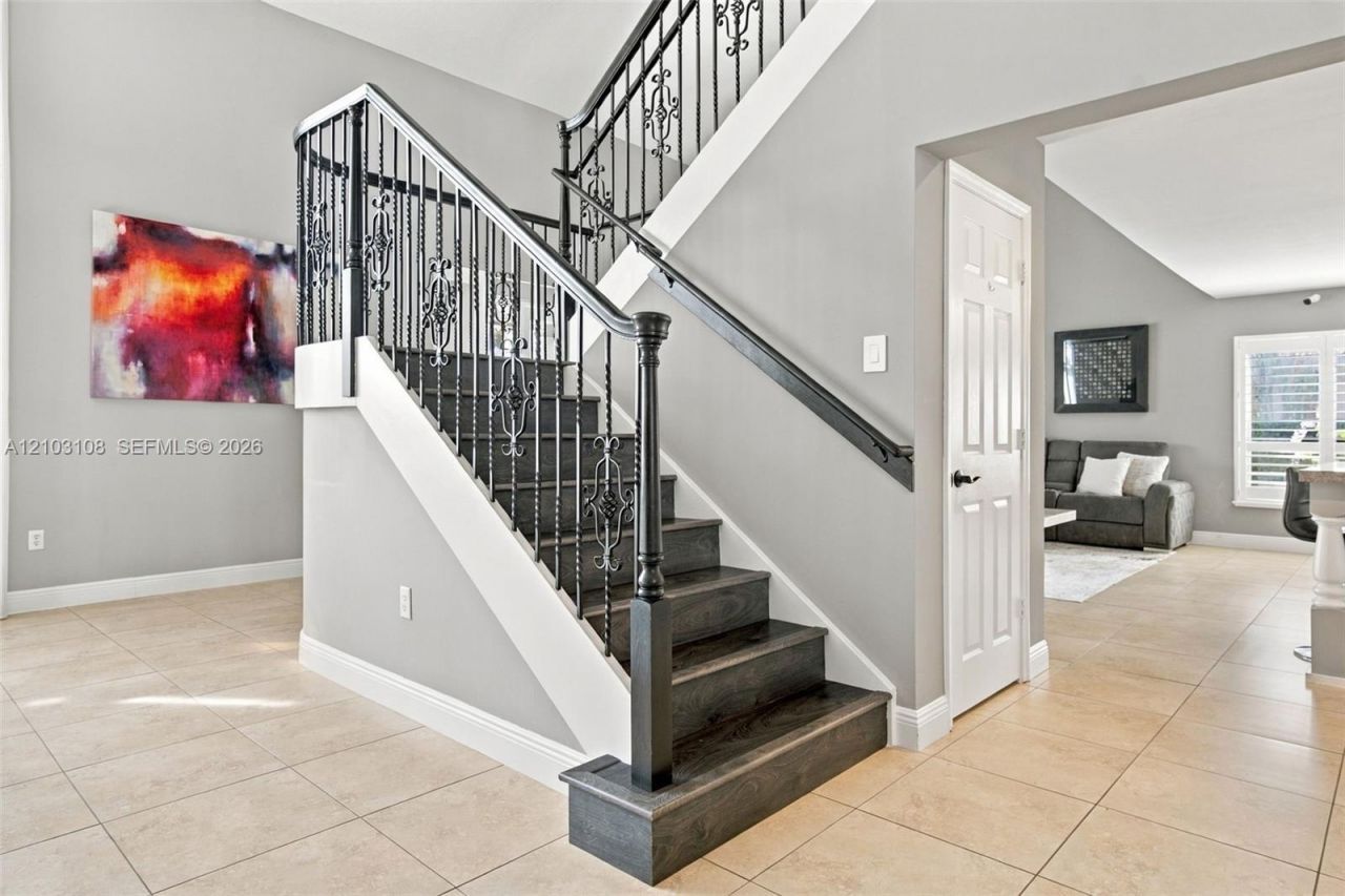 2015 NW 140th Ave, Pembroke Pines, FL 33028 Photo