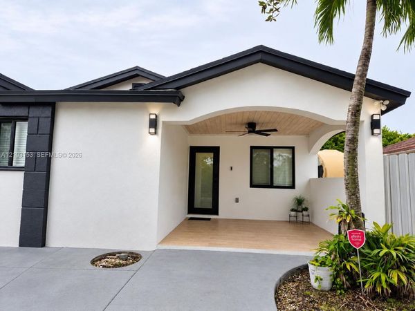 17931 SW 115th Ave , Miami, FL 33157