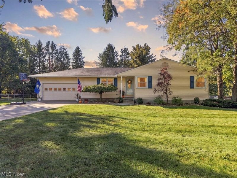 656 N Hidden Valley Road, Cuyahoga Falls, OH 44223 Photo 3