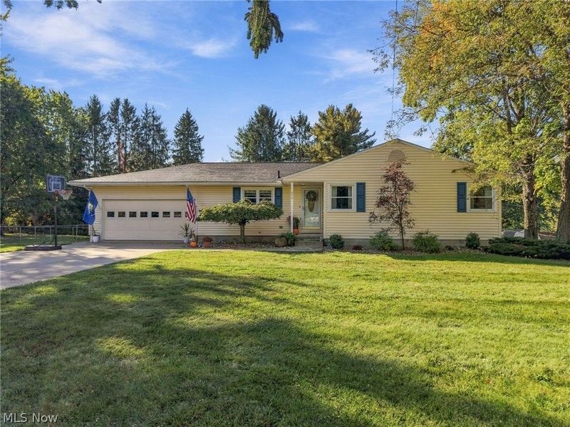 656 N Hidden Valley Road, Cuyahoga Falls, OH 44223 Photo 4