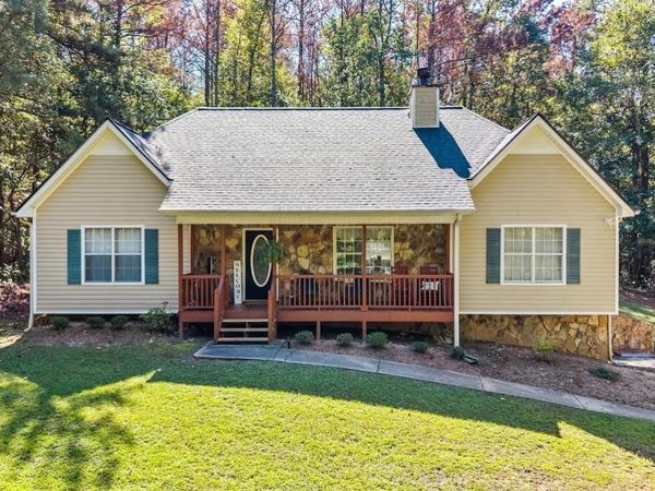 795 Woodruff Road , Carrollton, GA 30116