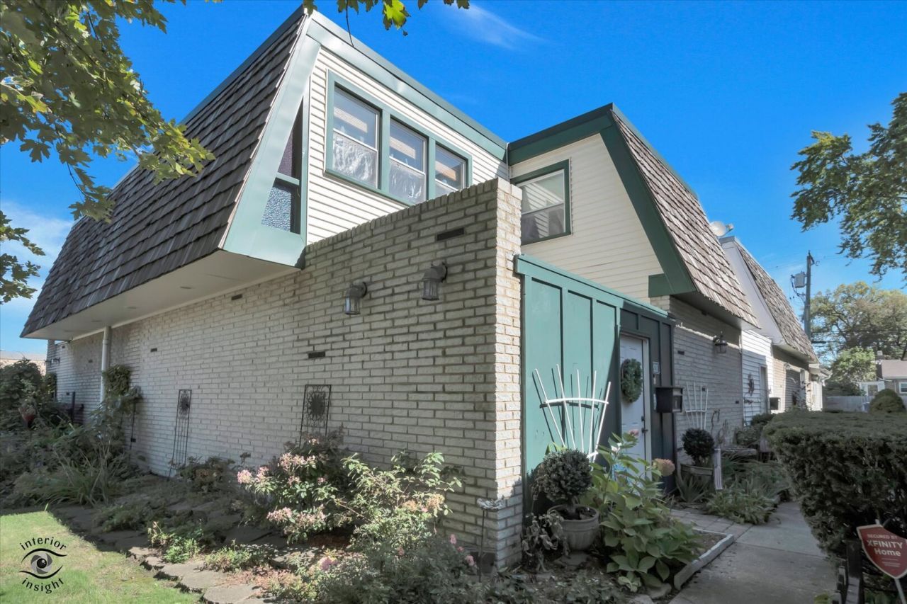 9201 S Kedzie Avenue, Unit 4, Evergreen Park, IL 60805 Main Photo