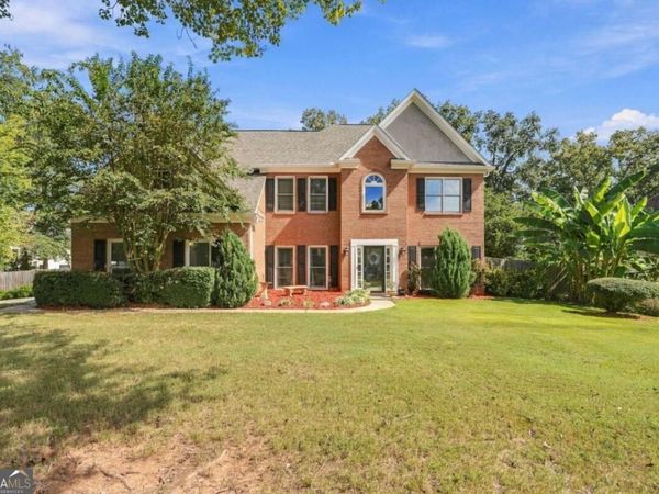 475 Leggett Drive, Lawrenceville, GA 30043