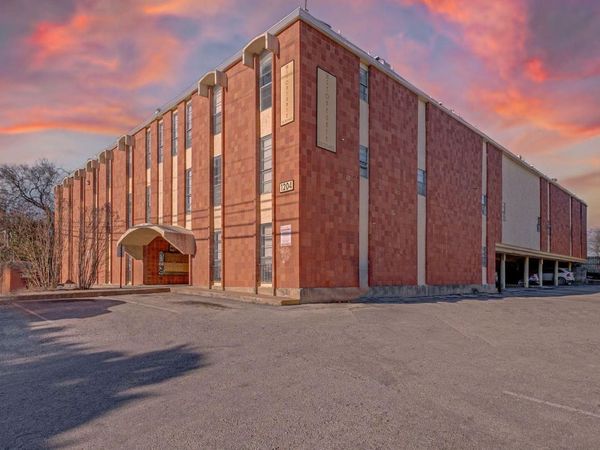 1204 N LBJ DR, Unit 222, San Marcos, TX 78666