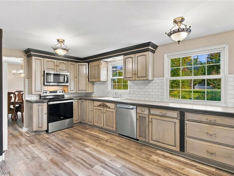 1005 Deepwood Drive, Macedonia, OH 44056 Photo 10