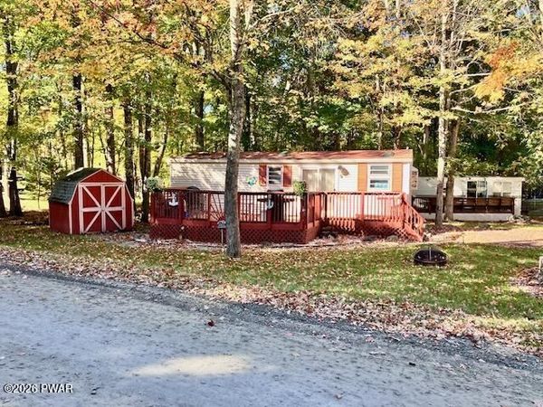 150 Forest Glen Drive, Milford, PA 18337