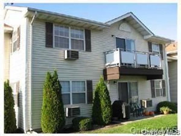 100 Hillside Drive , Unit D10, Middletown, NY 10941