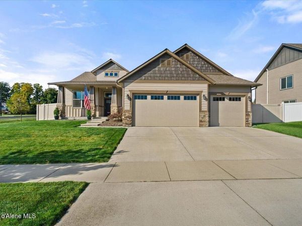 2054 N Ivory LN , Post Falls, ID 83854