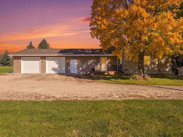 1112 245th Street, Woodville, WI 54028