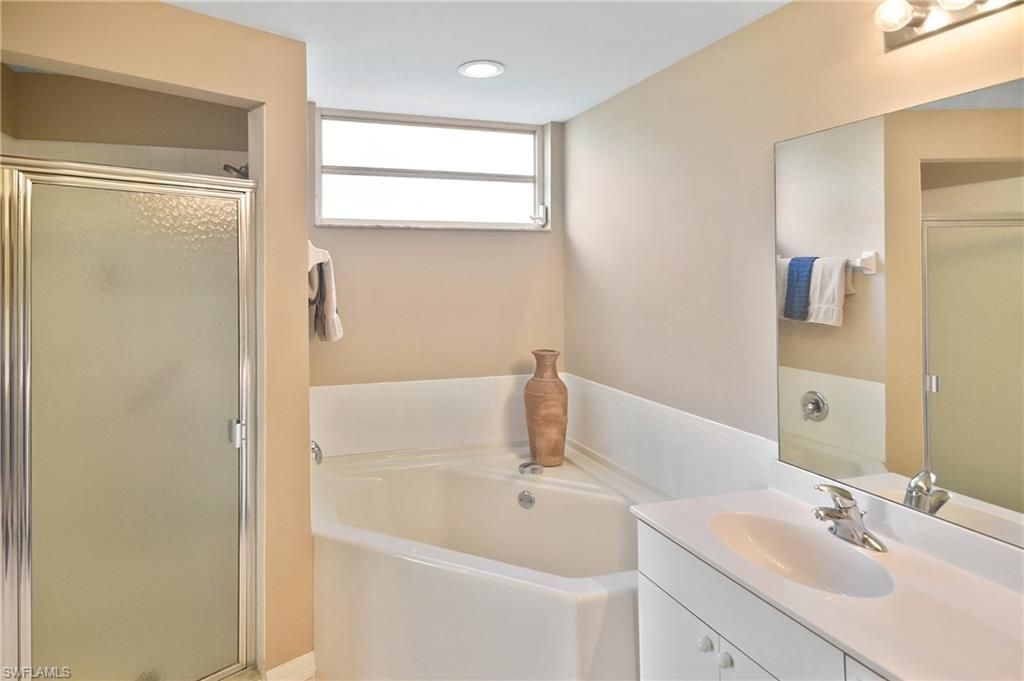 10265 Bismark Palm Way, Unit 1216, Fort Myers, FL 33966 Photo