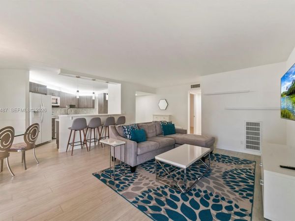 5850 Camino Del Sol , Unit 206, Boca Raton, FL 33433