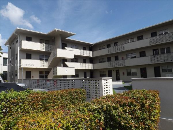 1545 NW 8th Ave , Unit 205, Miami, FL 33136