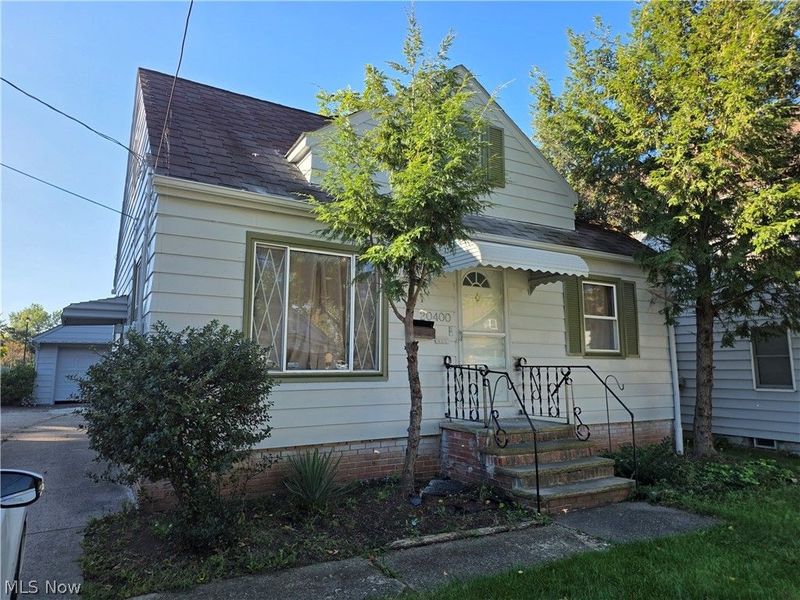 20400 Lindbergh Avenue, Euclid, OH 44119 Photo 2