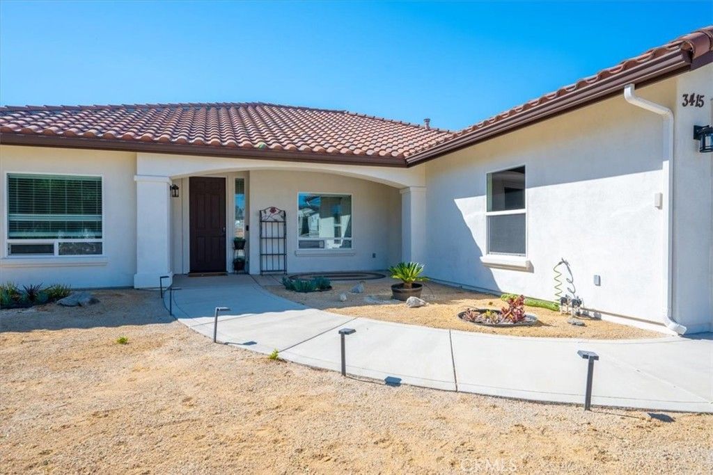 3415 Lakeside Village Drive, Paso Robles, CA 93446 Main Photo