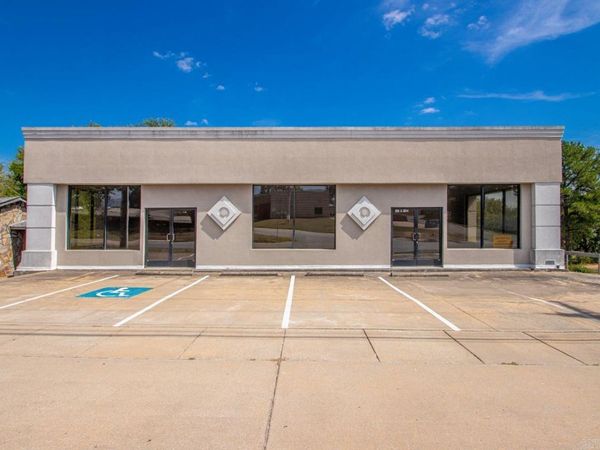 226 S . East St , Benton, AR 72015