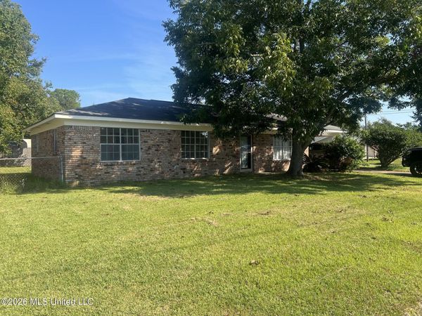 400 Larosa Road, Long Beach, MS 39560