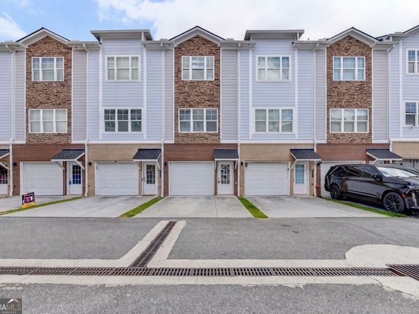 2017 Ocean Drive NW, Atlanta, GA 30318