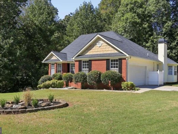 2300 Wildcat Cliffs Way, Lawrenceville, GA 30043