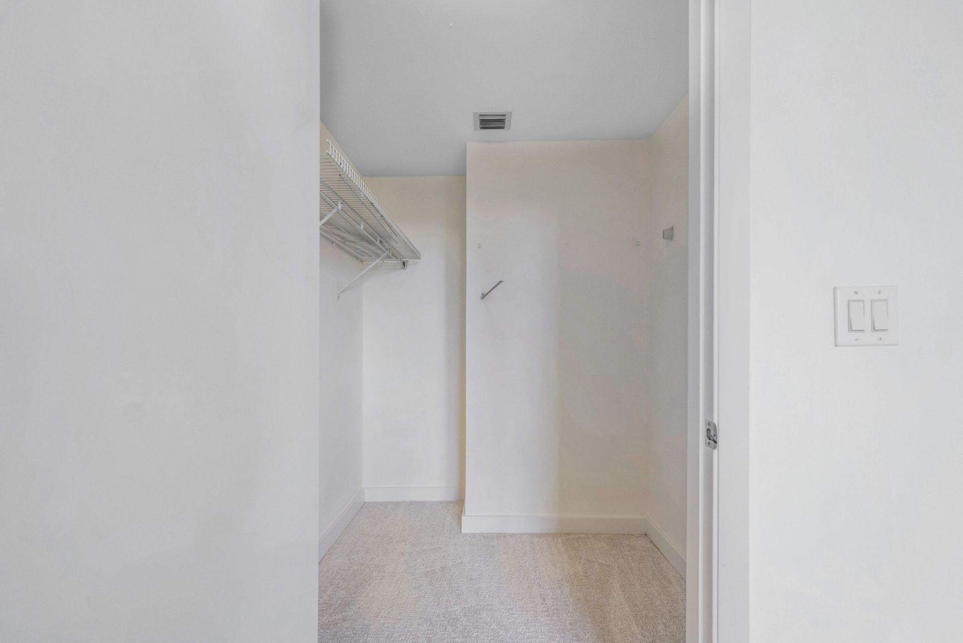 550 Okeechobee Boulevard, Unit 1207, West Palm Beach, FL 33401 Photo