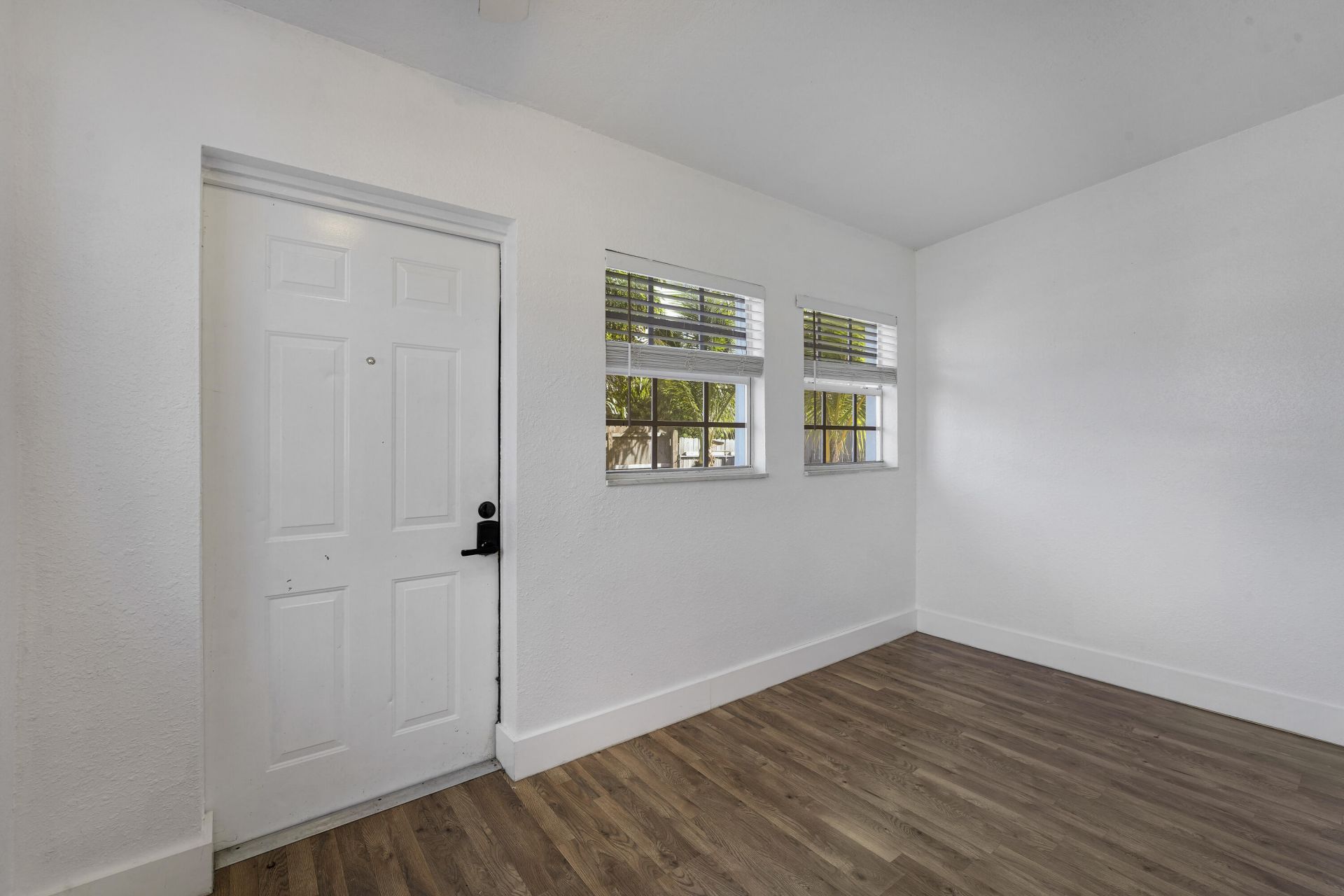 130 Plum Tree Drive, Lake Worth, FL 33462 Photo
