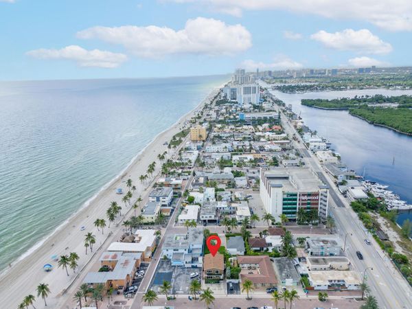 324 Roosevelt Street, Hollywood, FL 33023