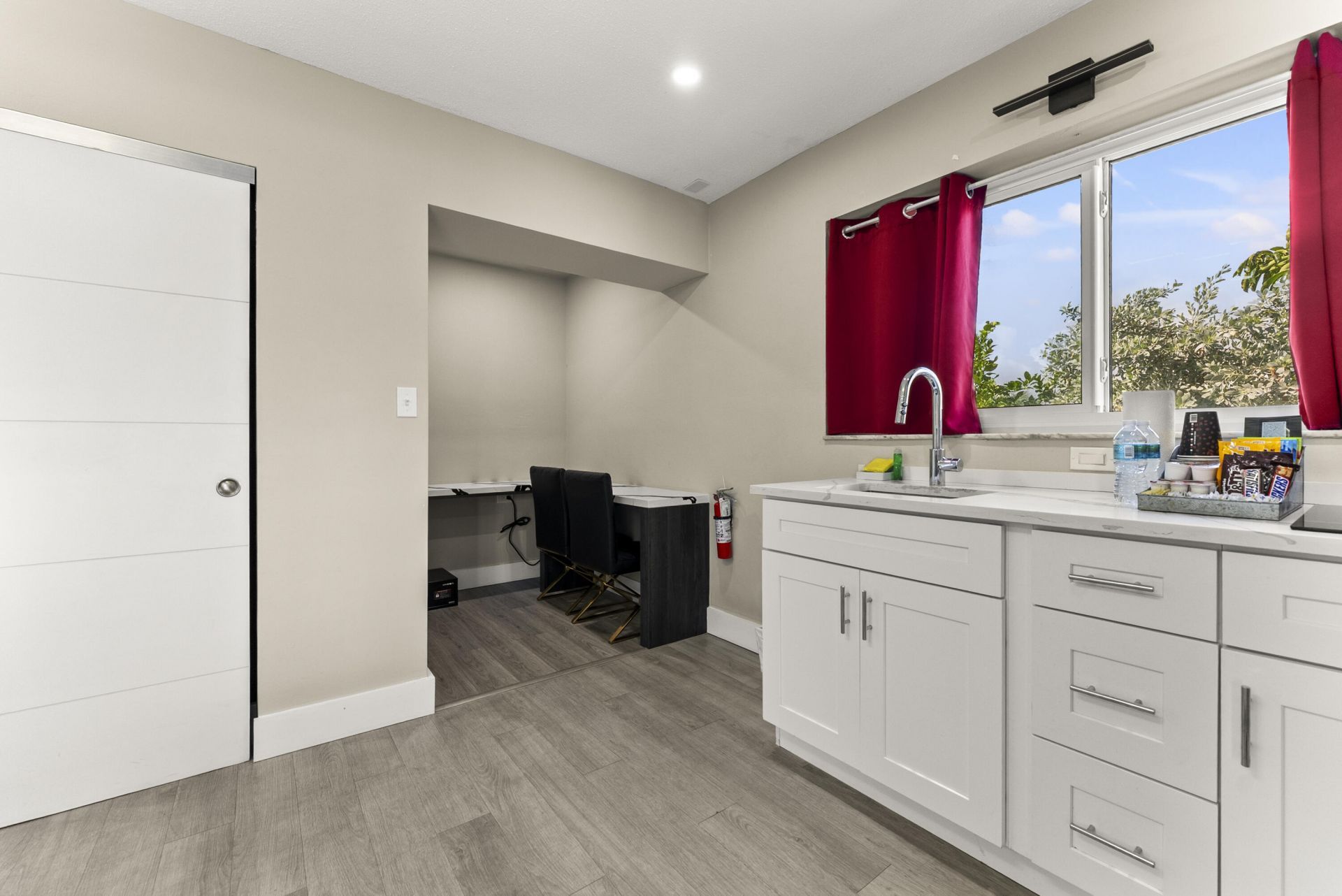324 Roosevelt Street, Hollywood, FL 33023 Photo